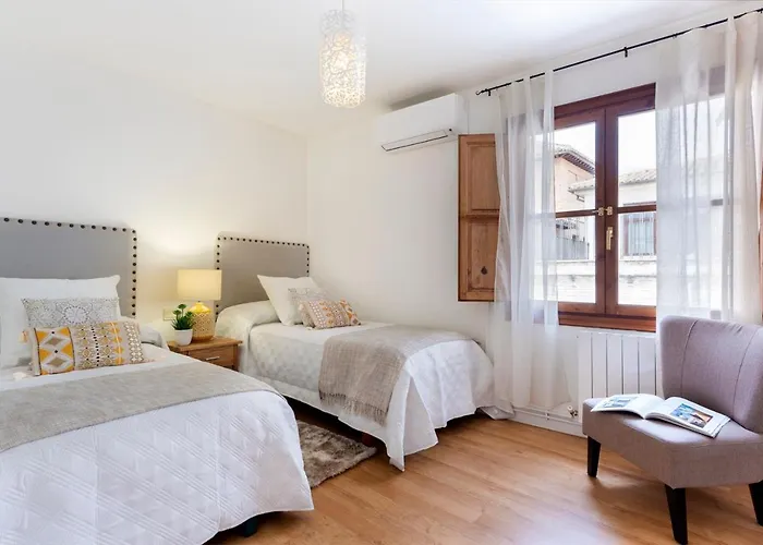 Genteel Piedra Santa Appartement